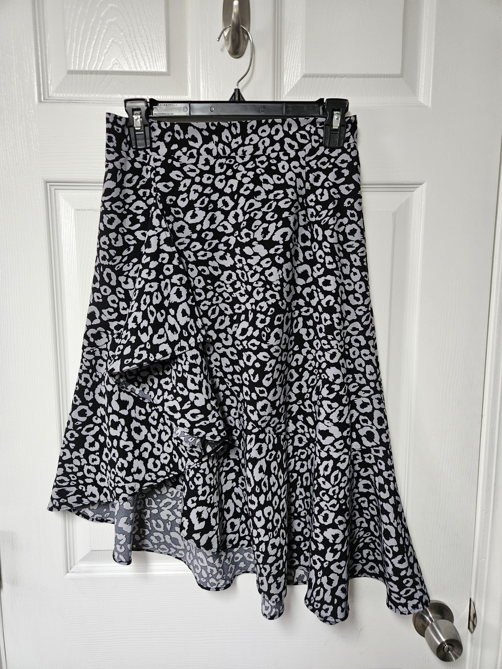 Black & White Leopard Print Ruffle Midi Skirt - Classic Animal Print